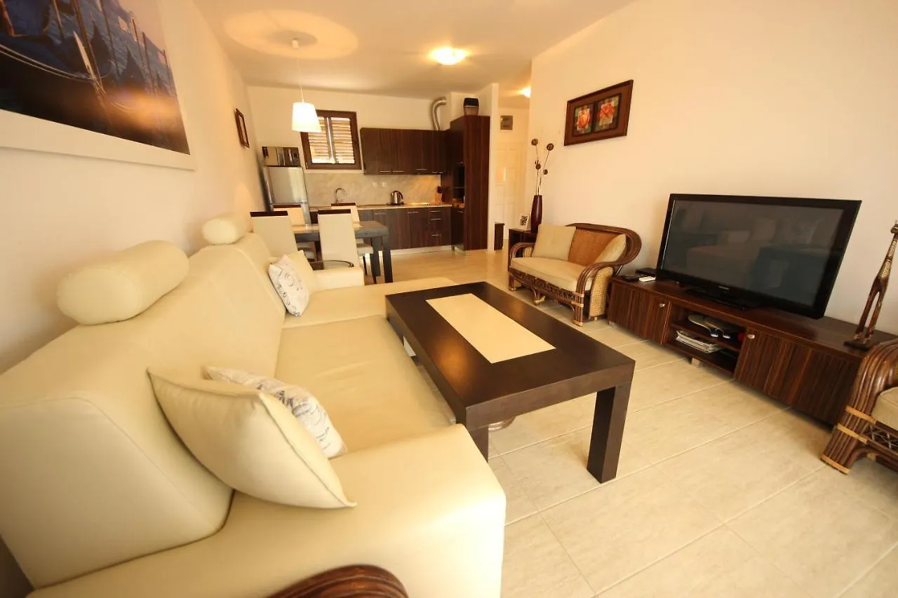 Menada Kavaci Sozopol Apartments Bulgaristan