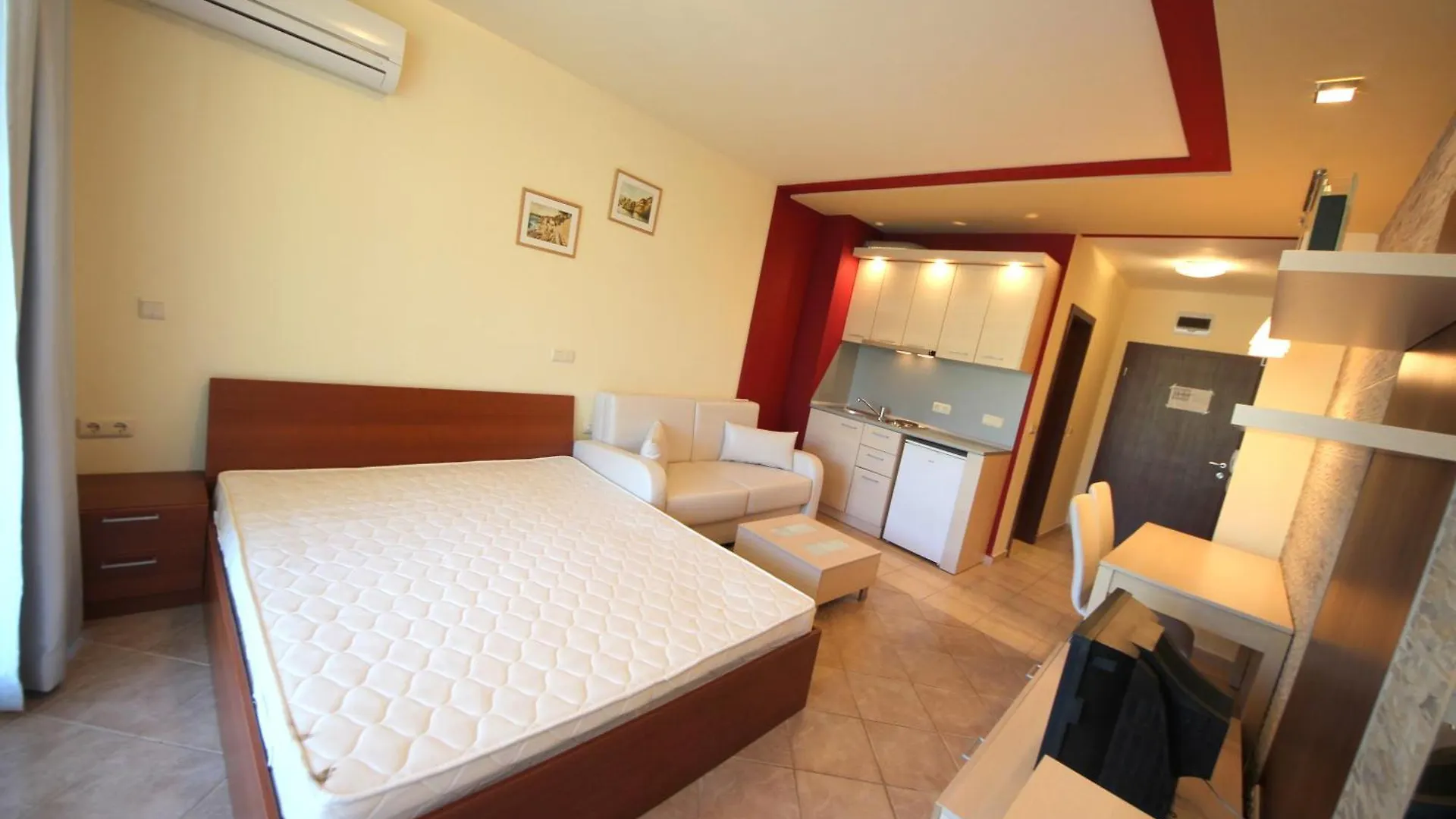Menada Kavaci Sozopol Apartments